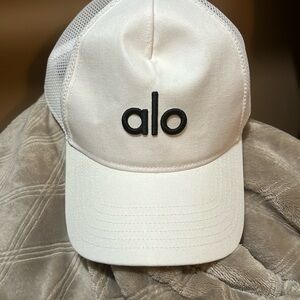 White Alo trucker hat